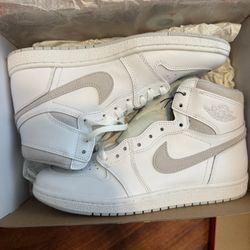 NIKE JORDAN 1 WHITE/GREY