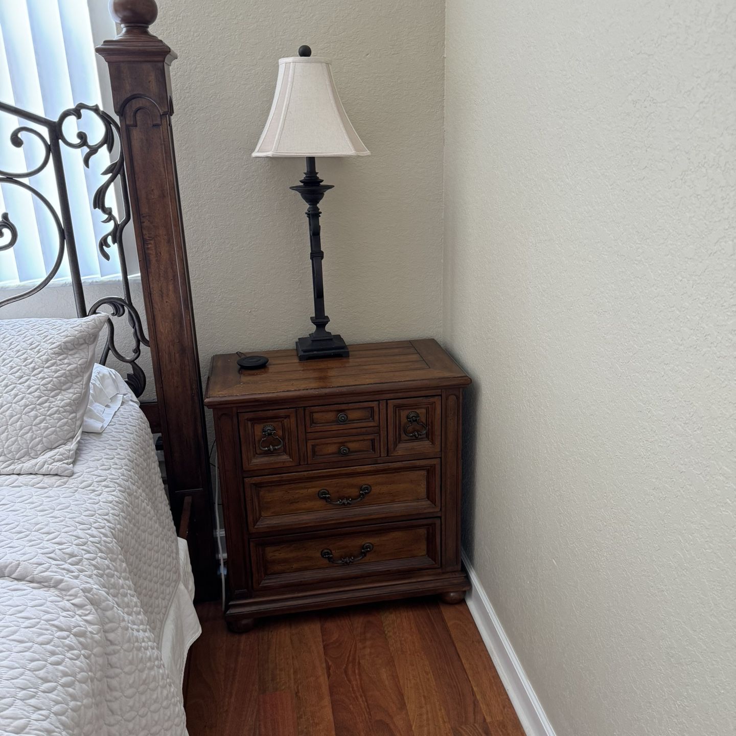 Dresser And Night Tables