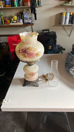 Vintage Gone with the Wind Hurricane Table Lamp