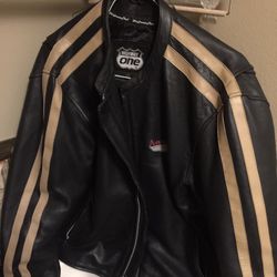 Extra large leather jacket almost brand new.