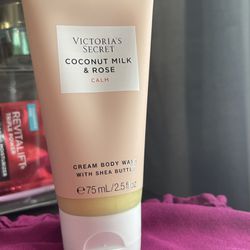 Body Wash Soft Cream Body Wash New From Victoria Secrects 