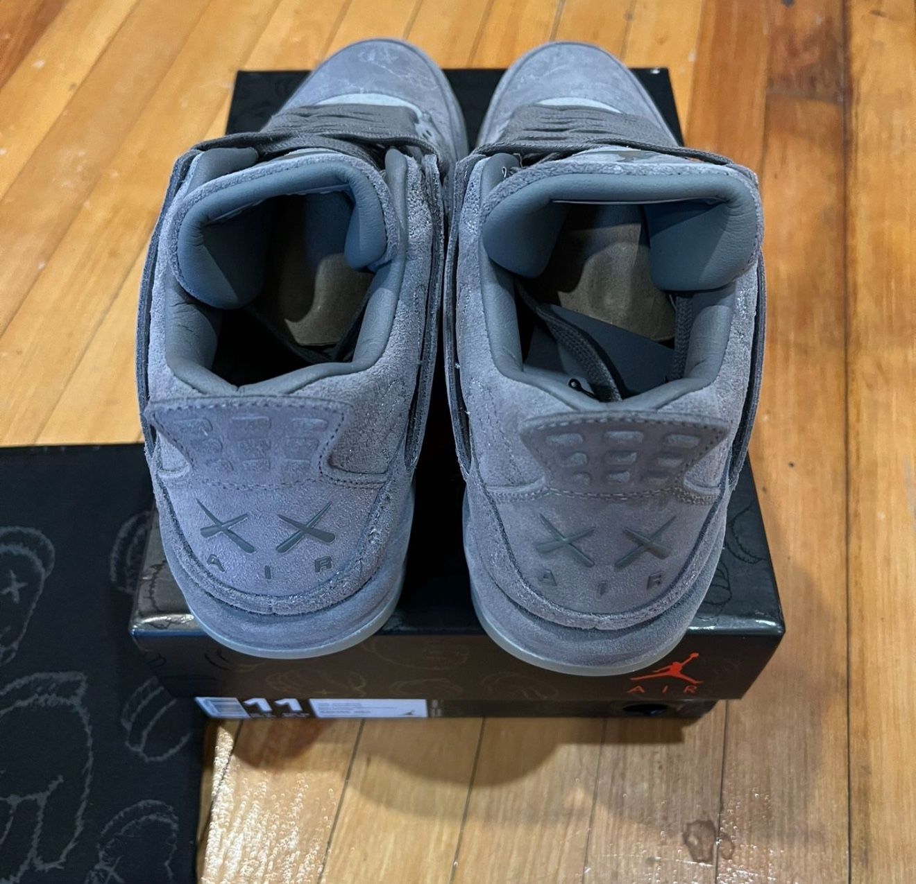 Jordan 4 Klaws