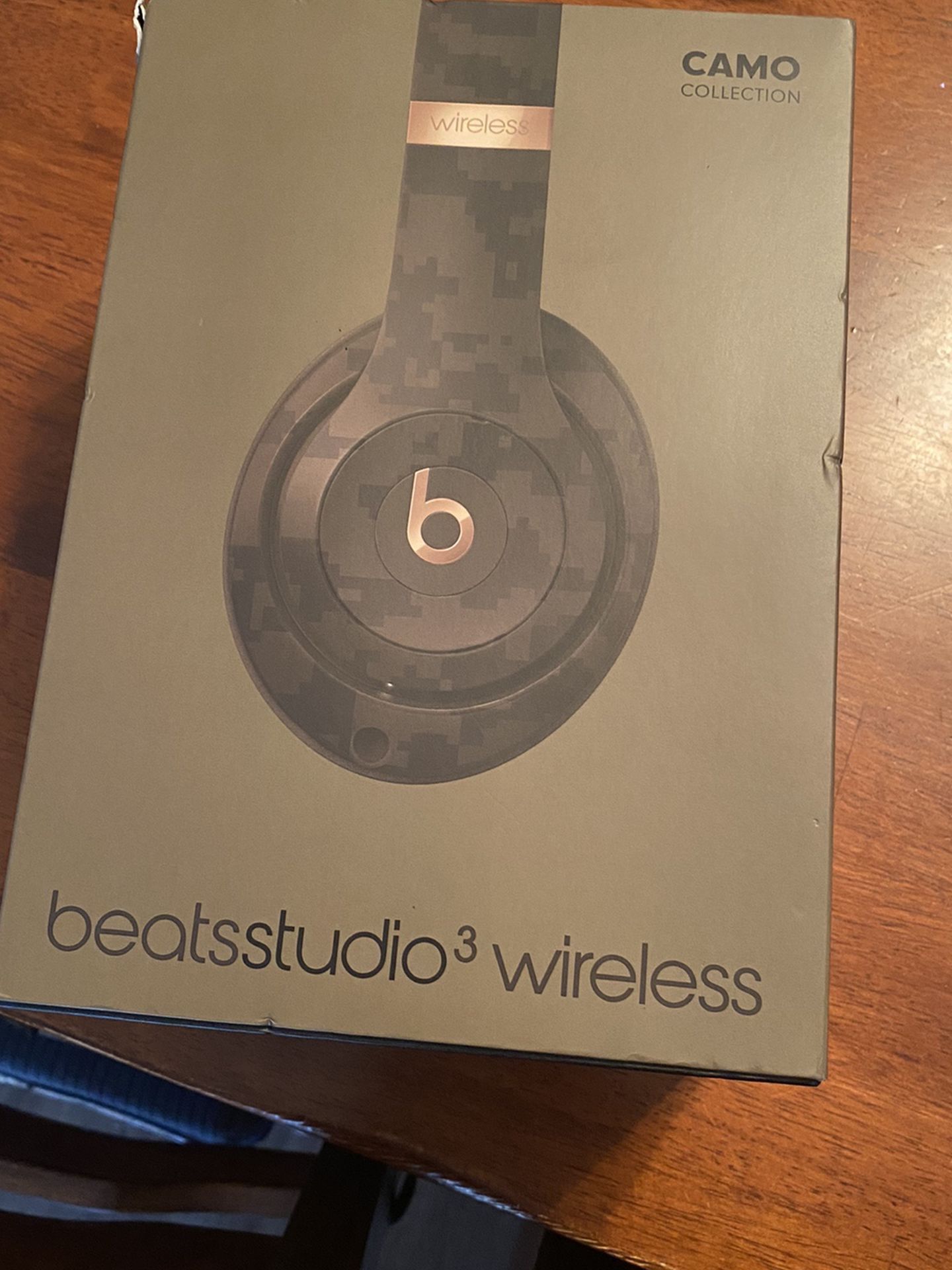 Beats Studio 3 Camo edition $140