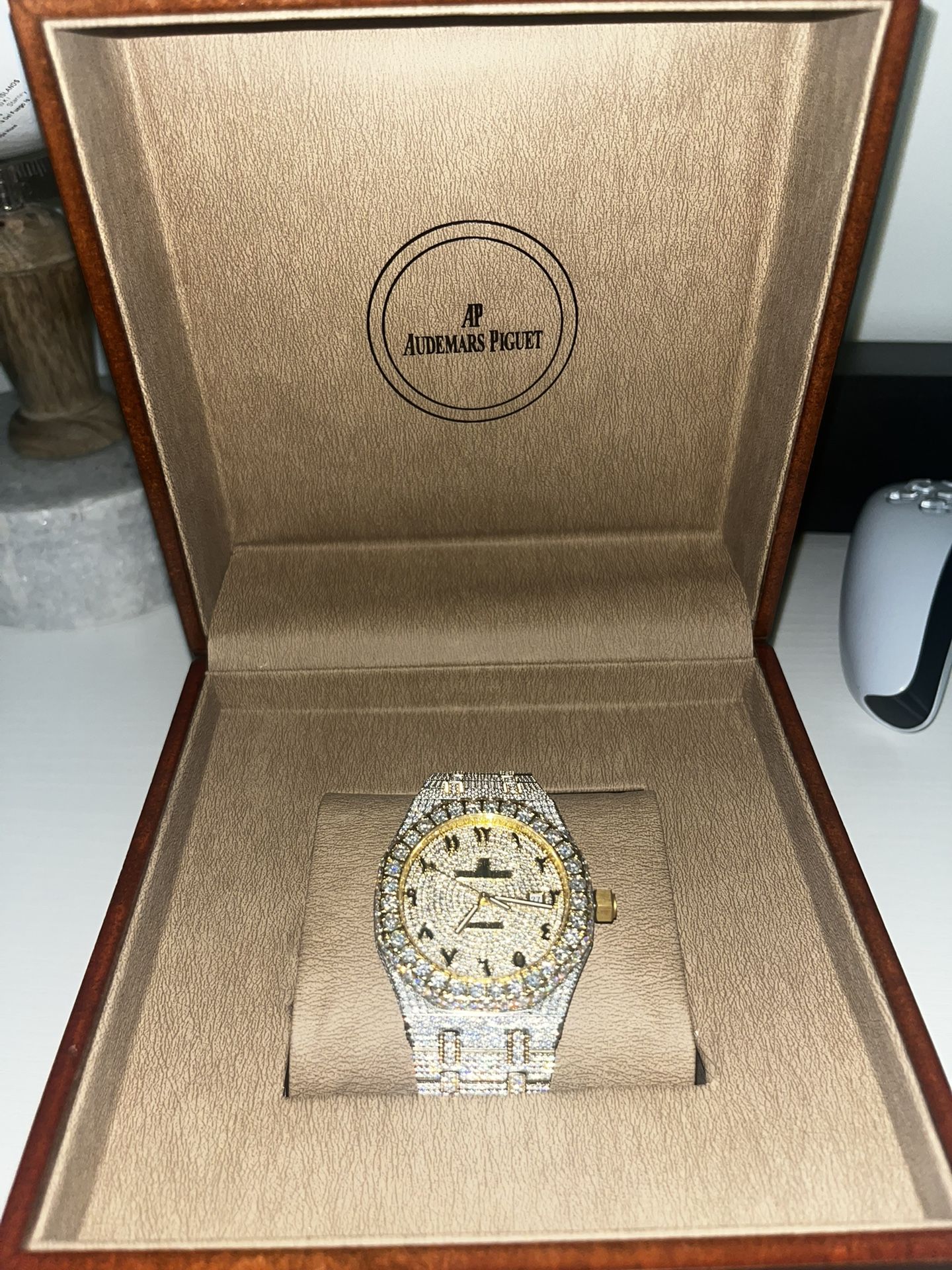Ice Out 2 Tone AP
