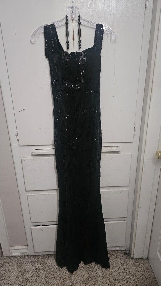 Gorgeous Black Sequin Prom Form Dress Size Small