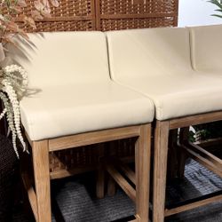 (3) Modern Counter Height Barstools in a cream Upholstery Color. Delivery Available 🚚.