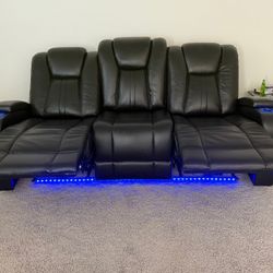 RECLINER SOFA