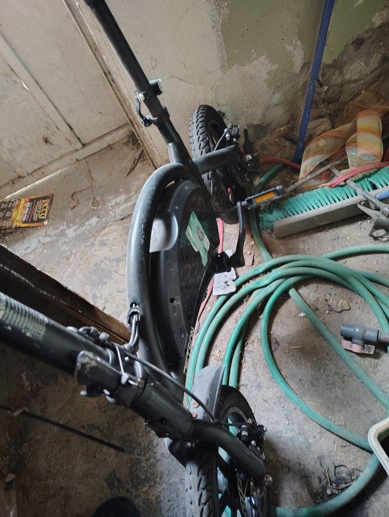 150cc Need Battery Moped 70cc 4 Wheeler For Parts And A Jentson E Bike For Parts Or Fix