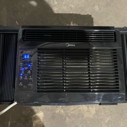 Midea Window Air Conditioner 5000 BTU MAW05R1WBL-T – Fully Working
