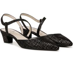Life Stride Womens Minimalist Pump