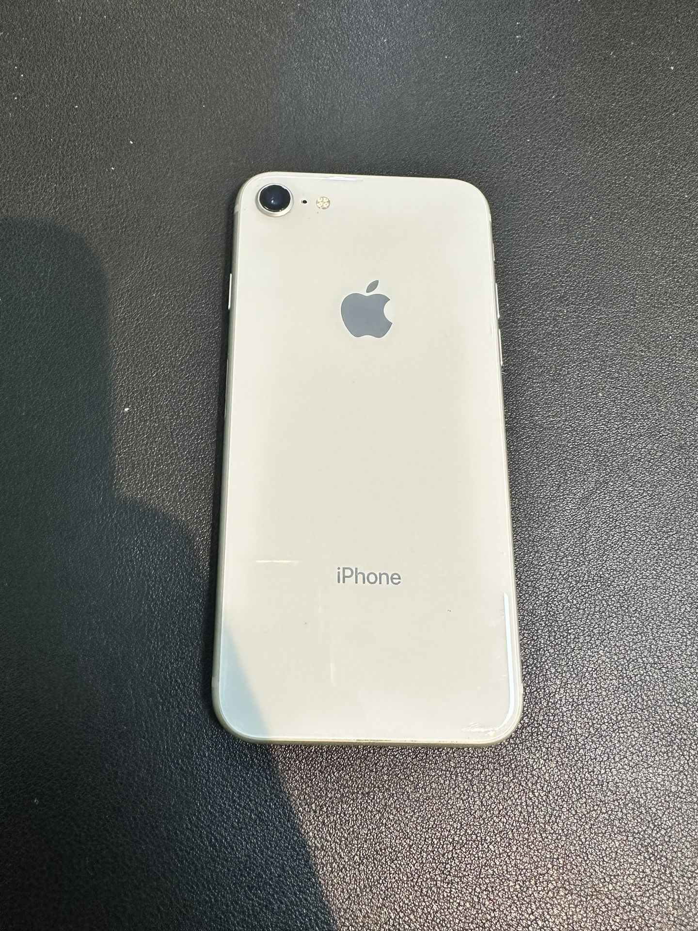 Iphone 8 Silver 64Gb Unlocked All Carriers  Like New