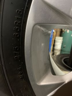 275/65/18 BRAND NEW DEALER TAKE OFFS