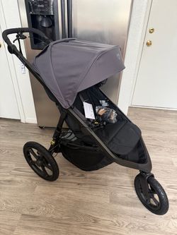 NEW! BOB Alterrain Wayfinder single jogging stroller in Black/Grey