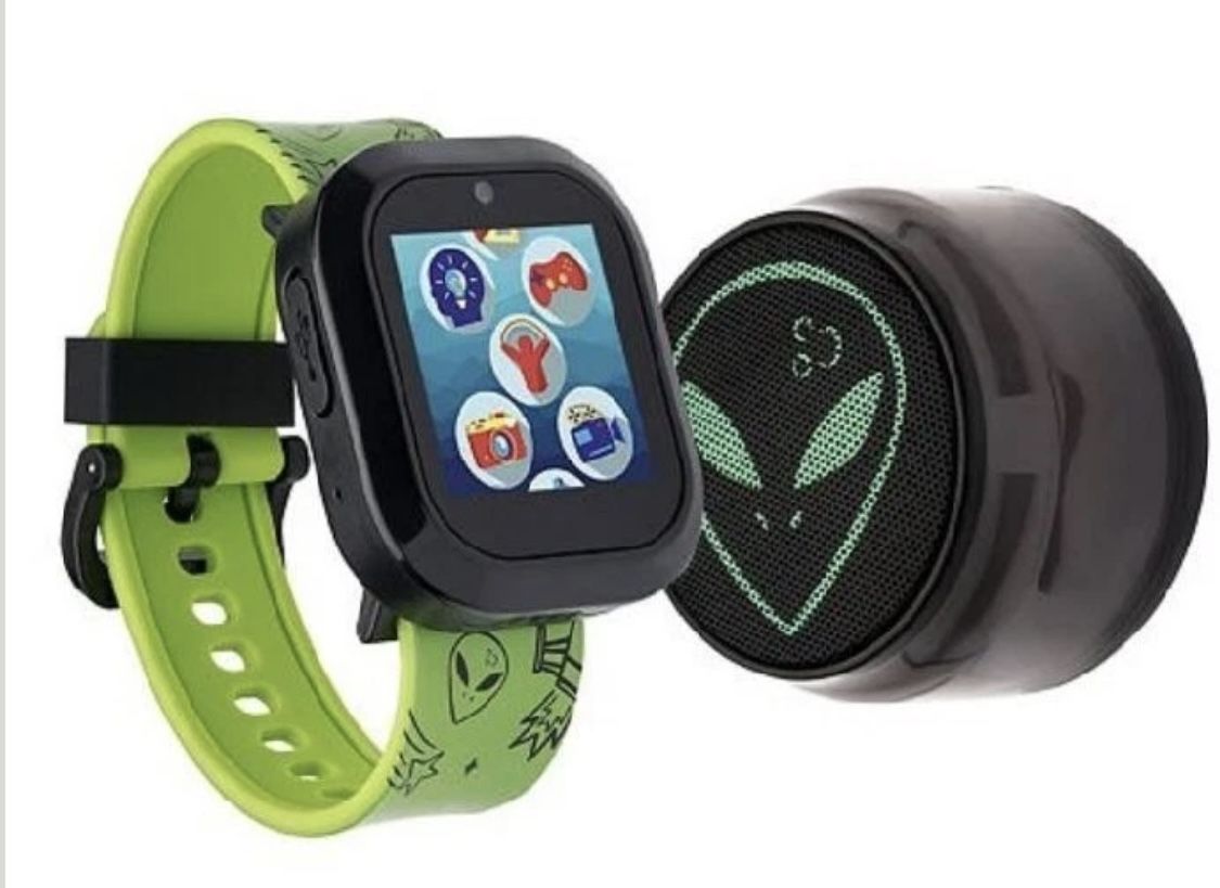 NEW Playzoom Kids V3 Green Alien Smartwatch and Bluetooth Speaker Set New, Open Box