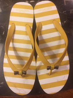 Coach Yellow And White Flip  Flops w Heel Size 8