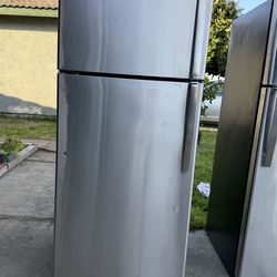 GE® Stainless 17.5 CU. FT. Refrigerator