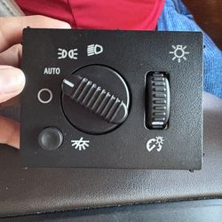 New Headlight Switch Compatible with 03-07 Silverado,