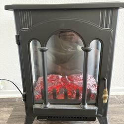 Room Space Heater With Fake Fire Log 