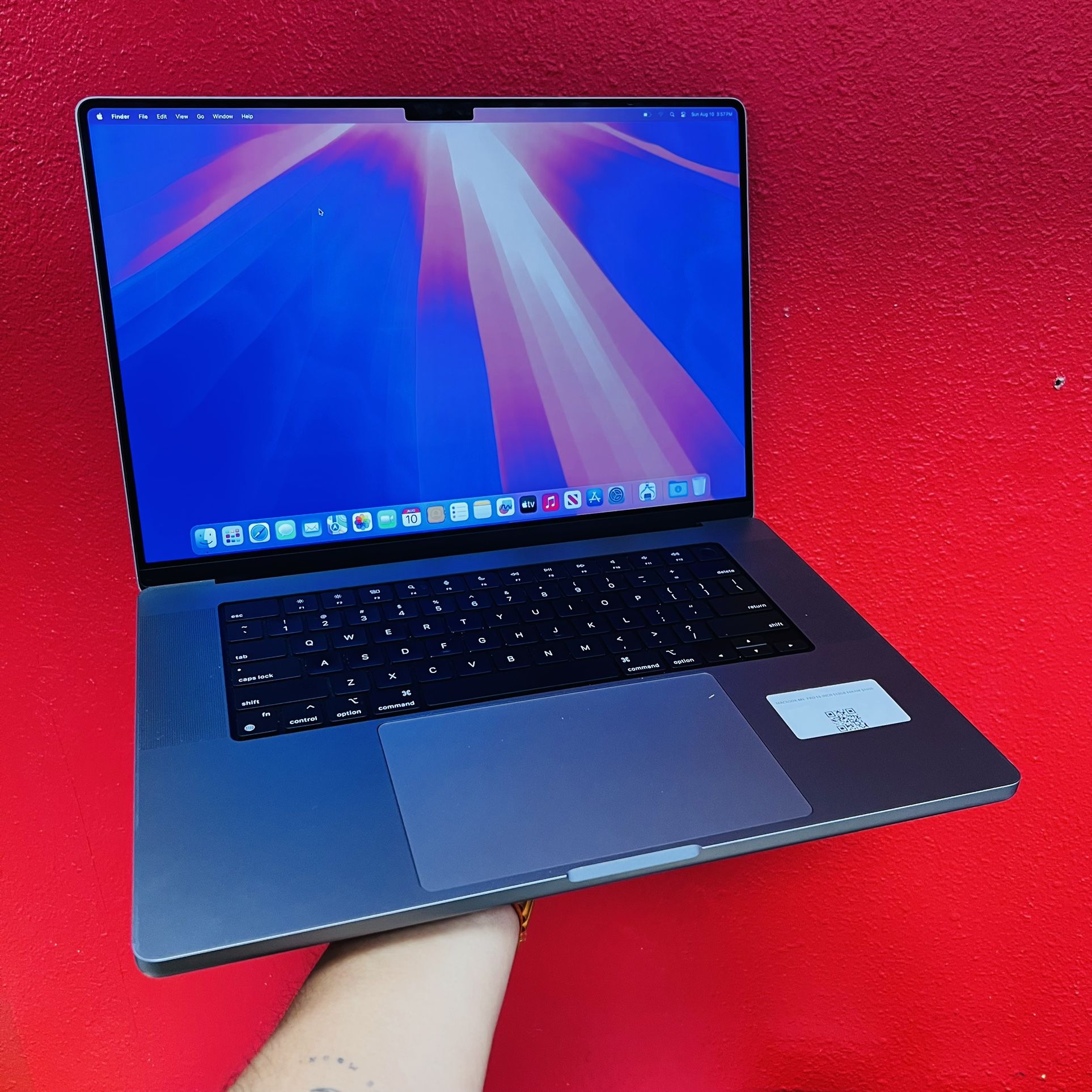 MacBook M1 Pro 16inch 512GB 16gbram