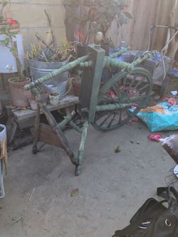 Antique Spinning Wheel