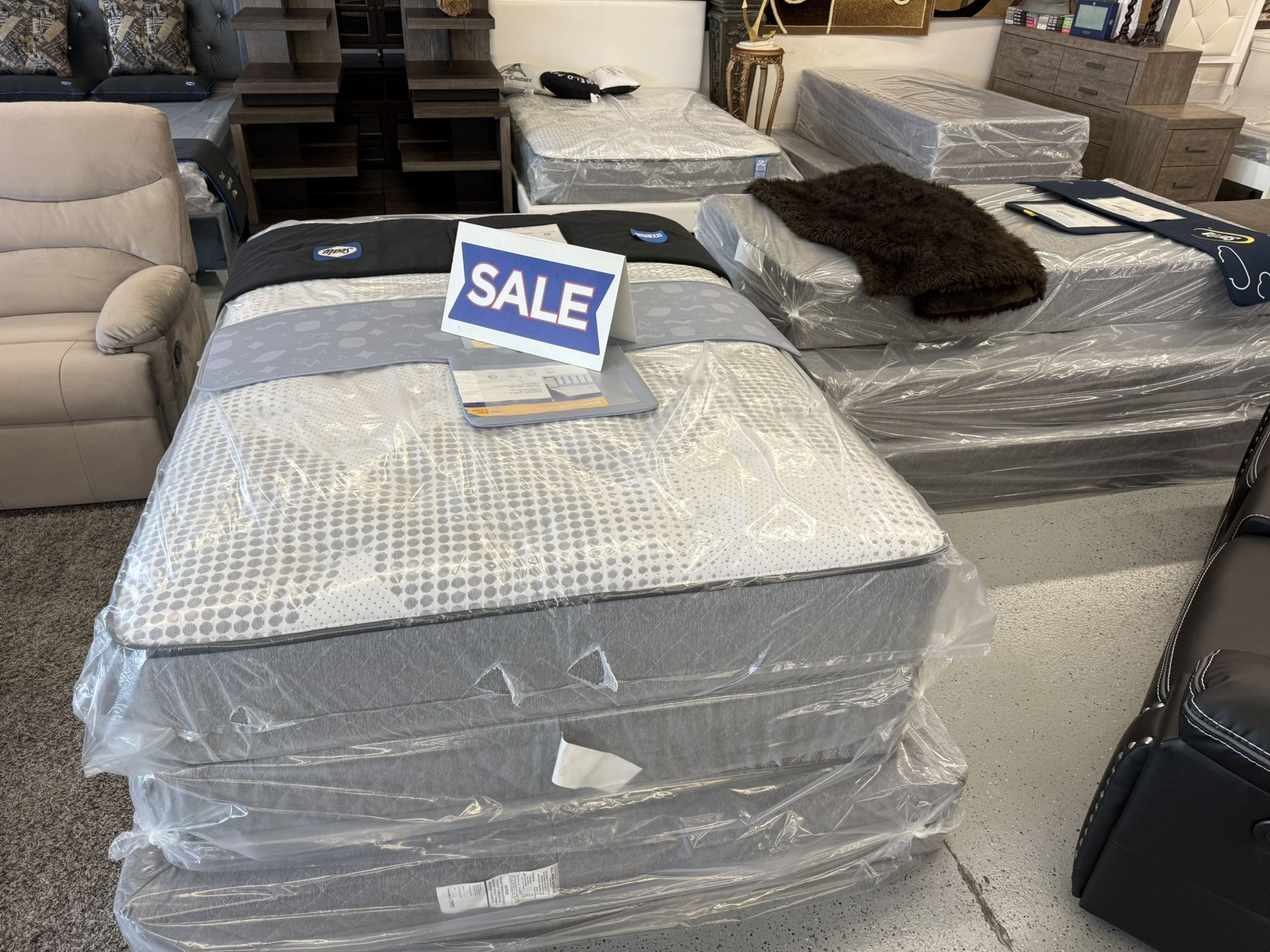Furniture Mattress Box Spring Bed Frame Twin Full Queen King