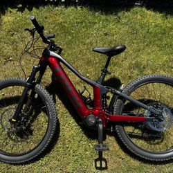 Trek Powerfly FS 4 Gen 3 E-Mtn bike (Small Frame)