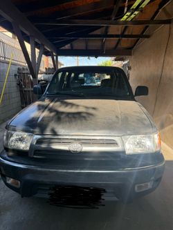 Toyota 4 Runner - 1999