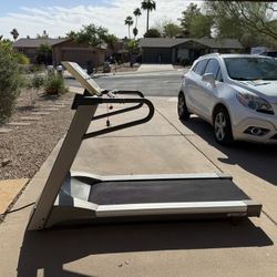 Precor 9.27 Treadmill Used