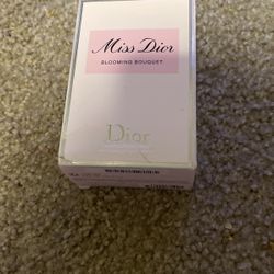 Miss Dior Perfume 