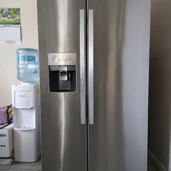 STAINLESS STEEL REFRIGERATOR