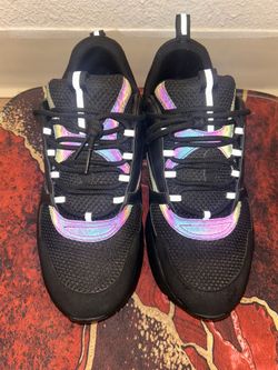 Dior B22