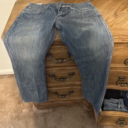 Levi’s 33x32. 527 Bootcut 