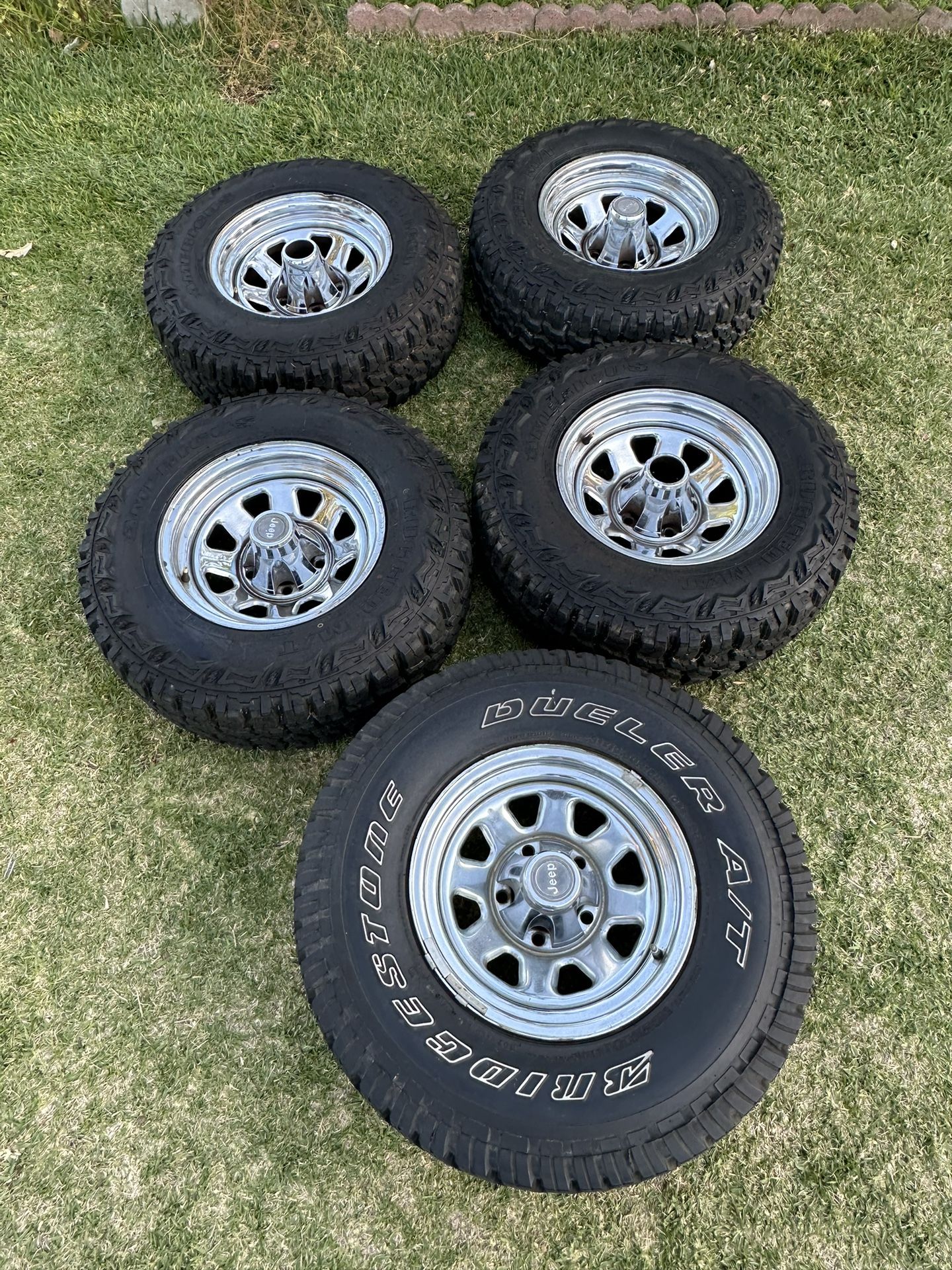 Jeep Cj7 Oem Laredo Chrome Wagon Wheels and Tires 5x5.5 R15