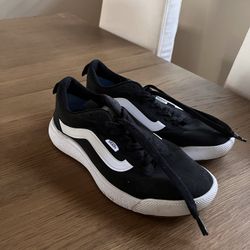 Vans Running Shoes – Women’s Size 8 