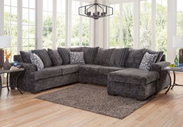 Devin Sectional w Pillows