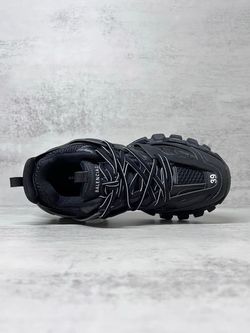 balenciaga tracks