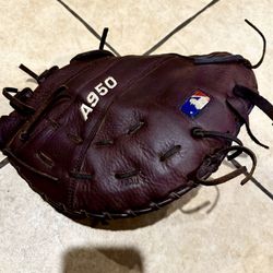 Baseball Gloves 