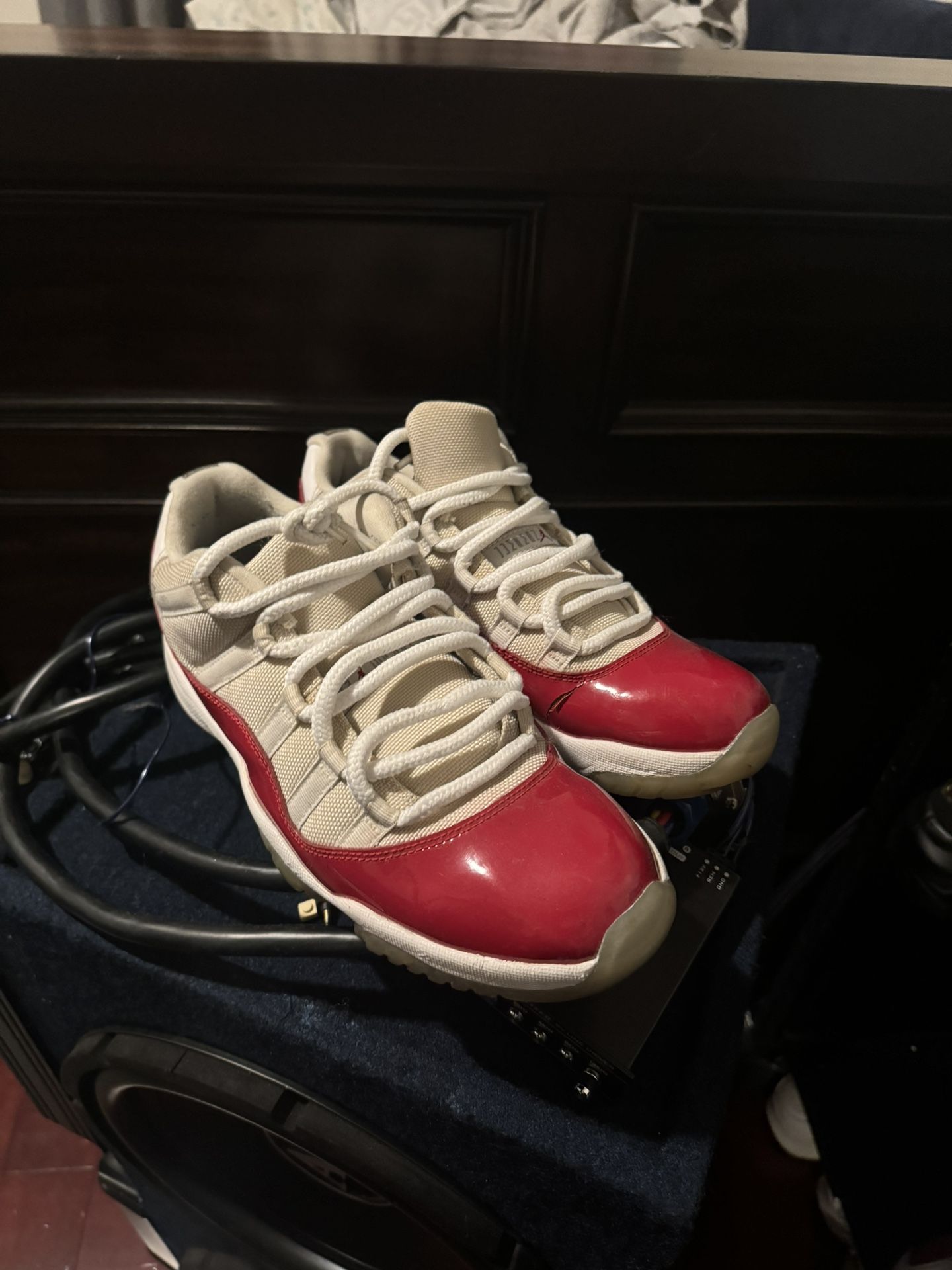 Jordan 11 Cherry