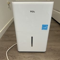 TCL Dehumidifier – Excellent Condition