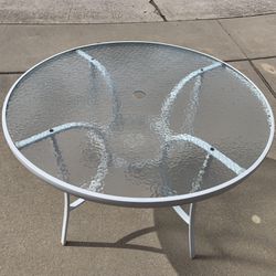 Patio Glass Top Table White 42”