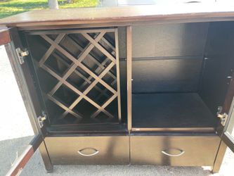 Wine shelf