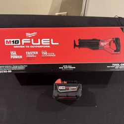 Milwaukee M18 Fuel Super Sawzall With 5.0 Battery 