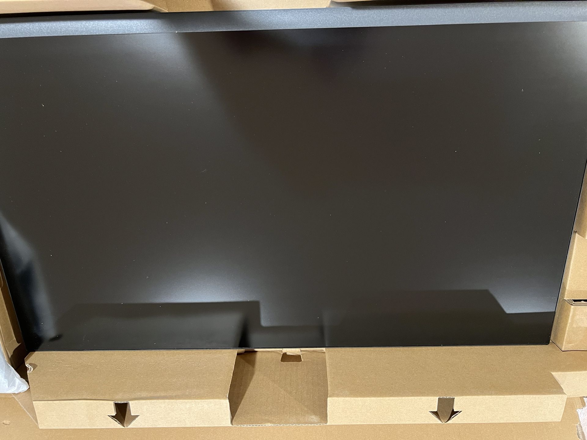 Dell P2210 22” Monitor – Brand New, Never Used