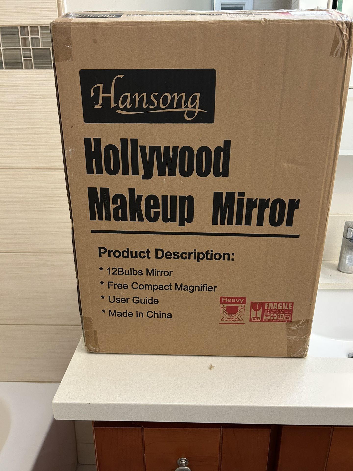 Hollywood Makeup Mirror