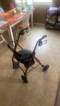 Walker (4 wheels w/ hand breaks)