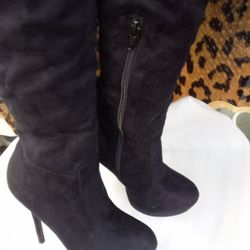 Black Knee High LADIES BOOTS