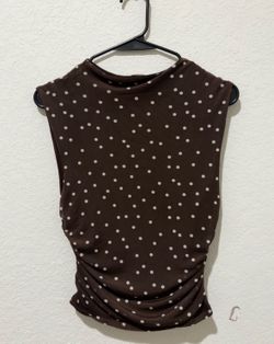 Polka dot top