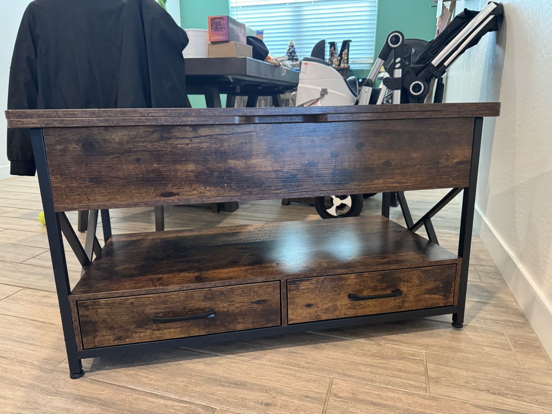 Lift Top Table