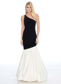 $2,500 Designer Pageant Black Ivory One Shoulder Mermaid Gown Colorblock sz 4