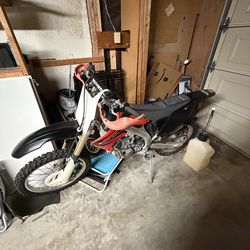 2005 Crf 450R with desert tank